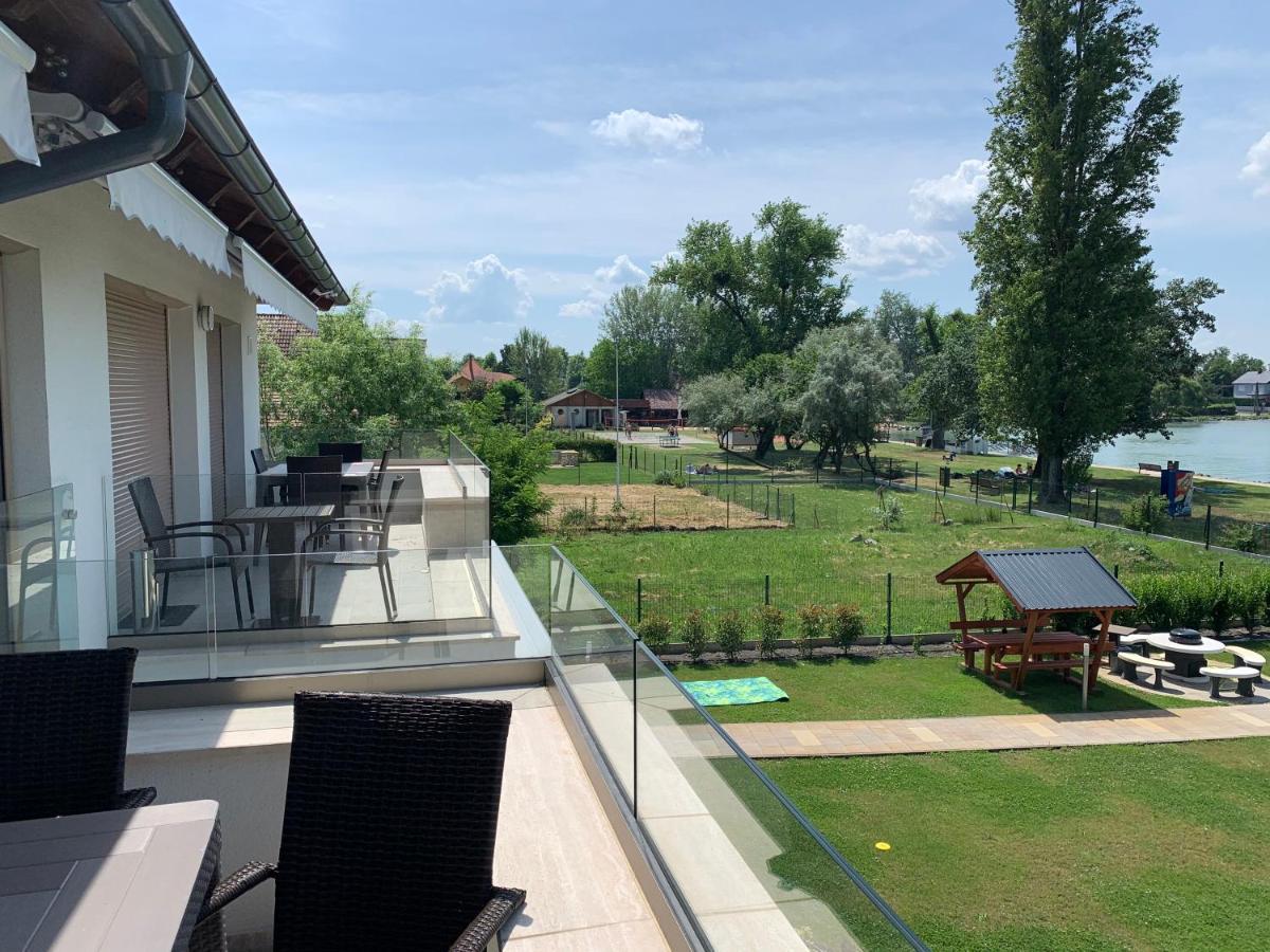 Balatonboglar - Golden Bridge Apartments Экстерьер фото